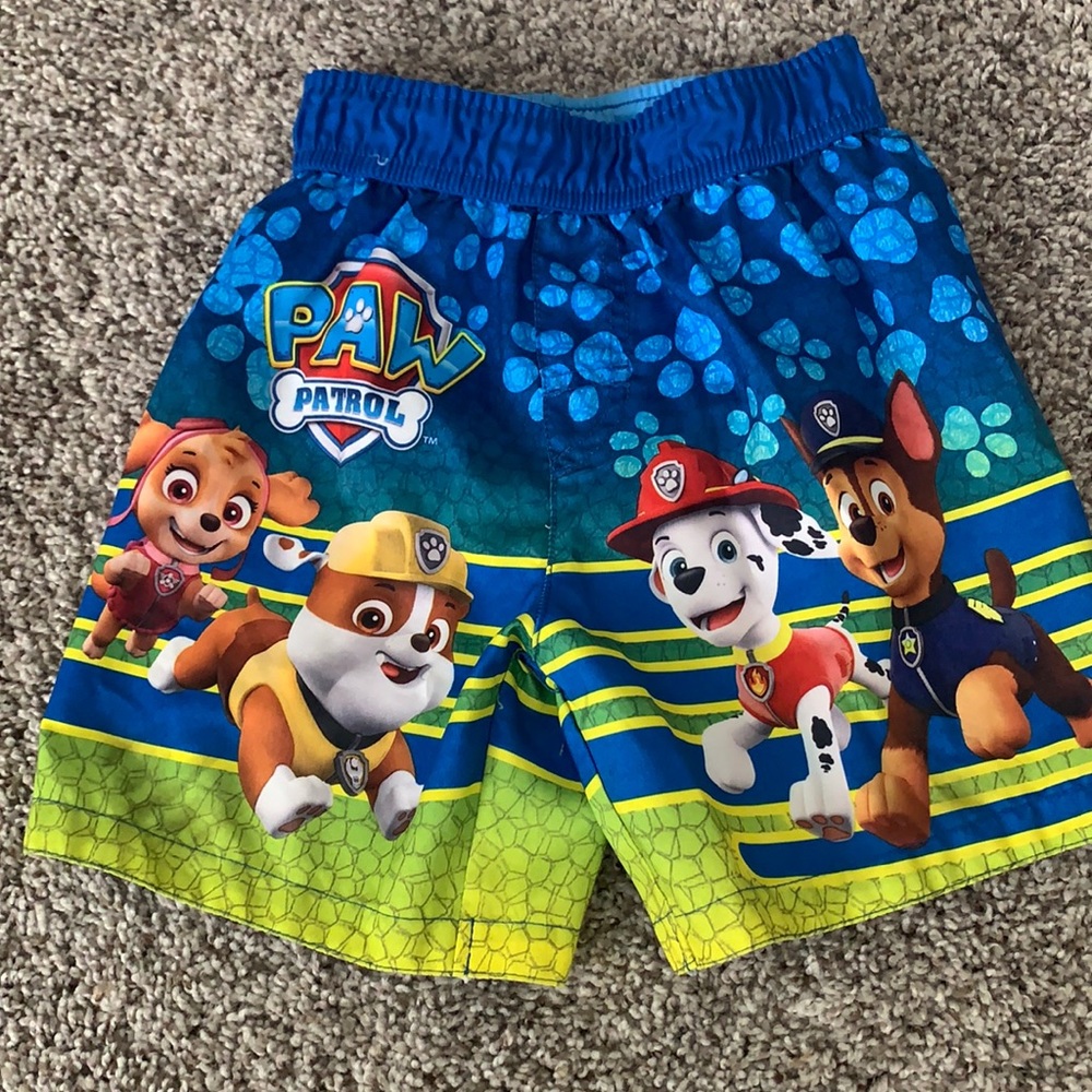 Boys Nickelodeon Paw Patrol swim trunks size 3T
